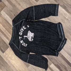 American Eagle T-shirt